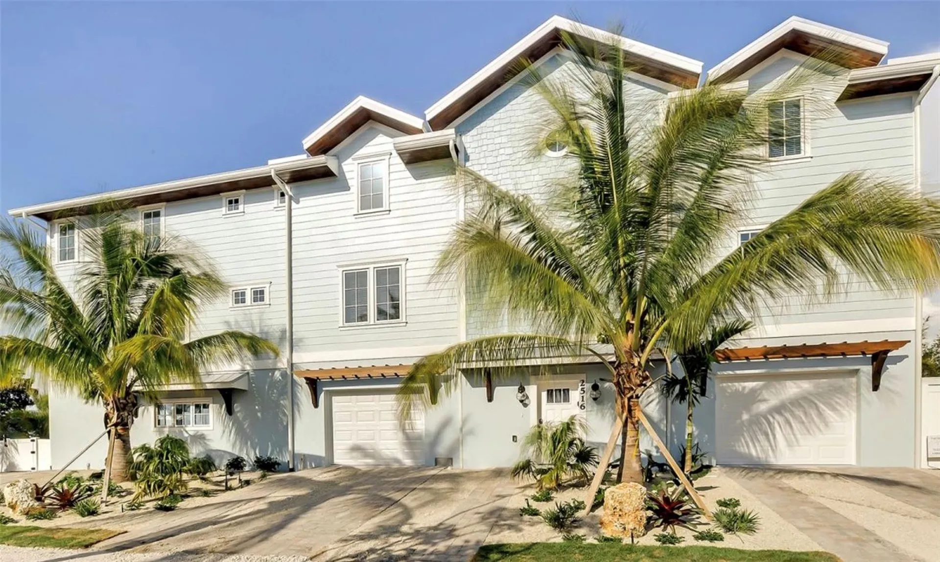 2516 Avenue A Bradenton Beach FL 34217