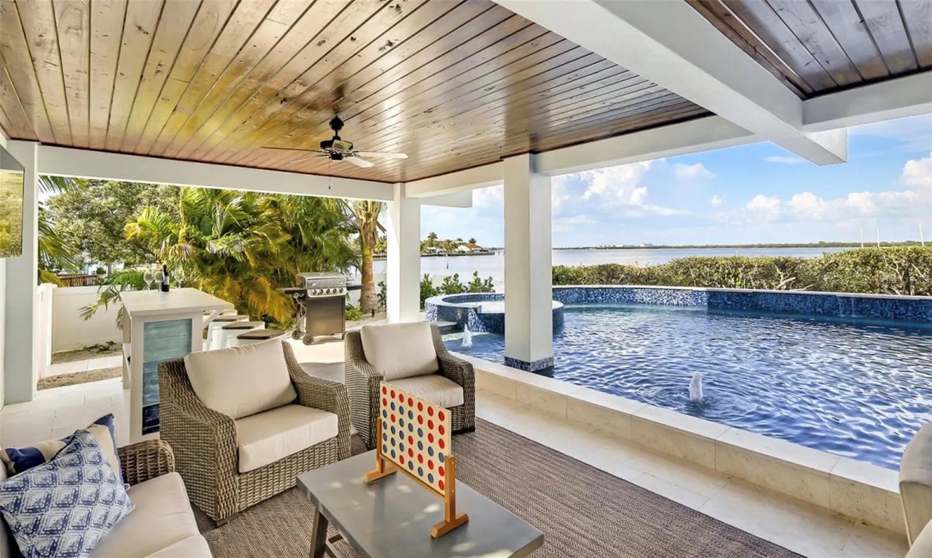 2516 Avenue A Bradenton Beach FL 34217