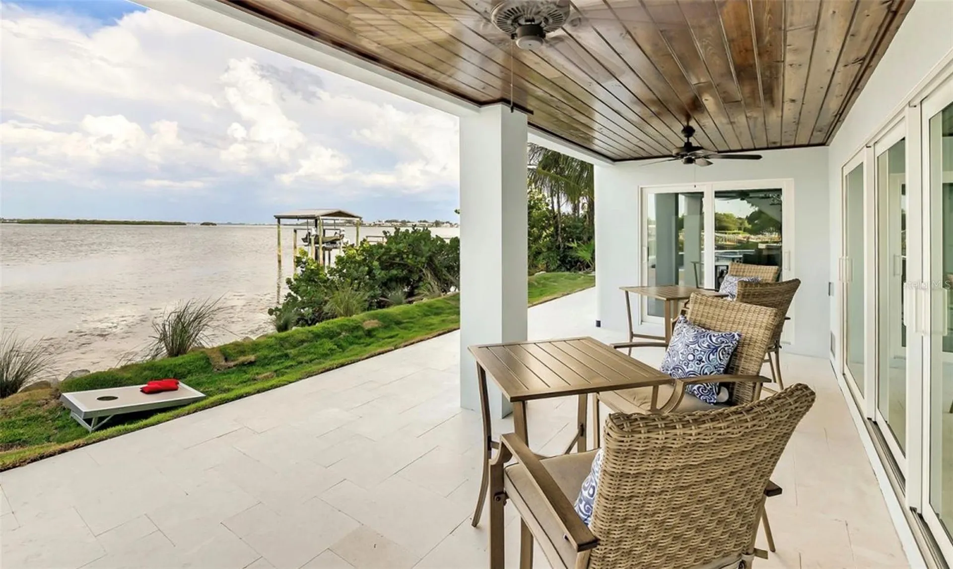 2516 Avenue A Bradenton Beach FL 34217