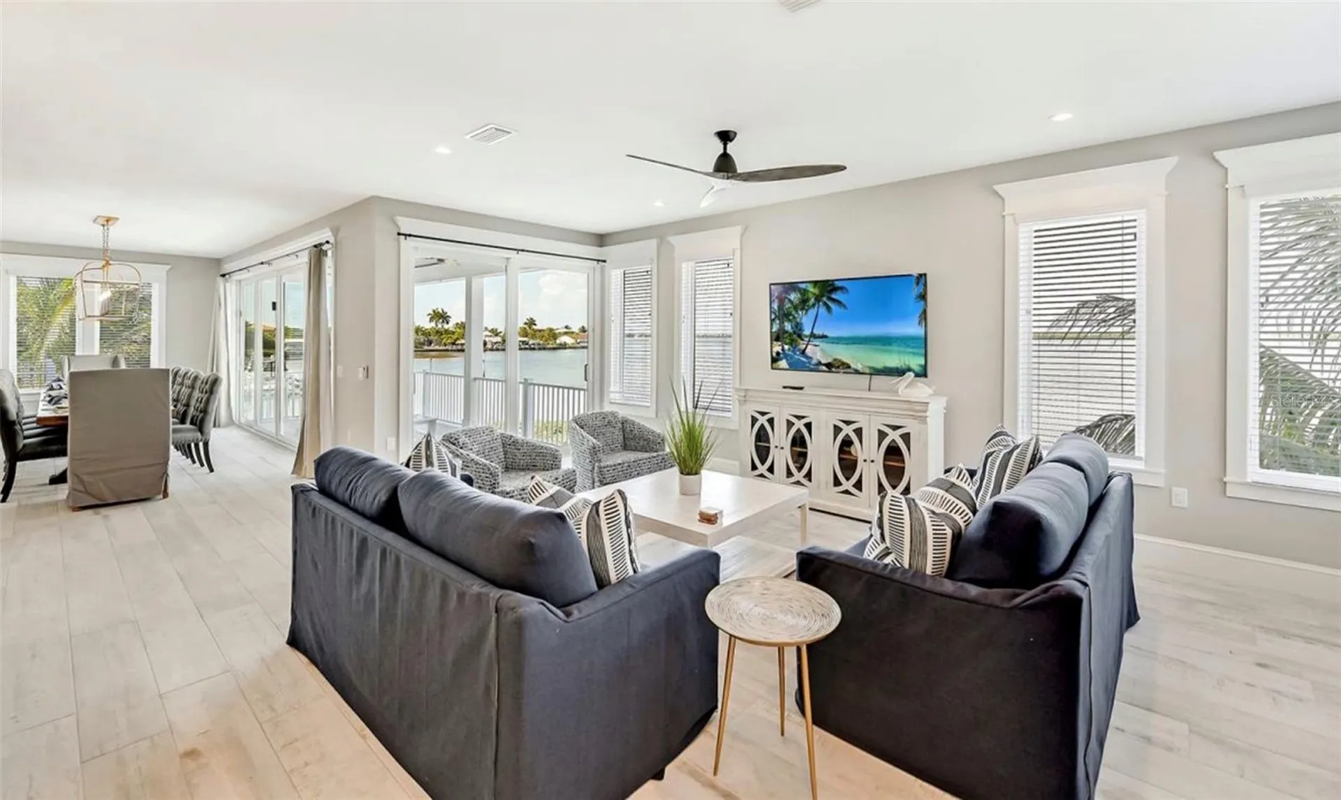 2516 Avenue A Bradenton Beach FL 34217
