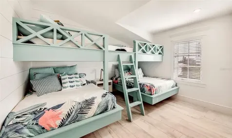 2516 Avenue A Bradenton Beach FL 34217