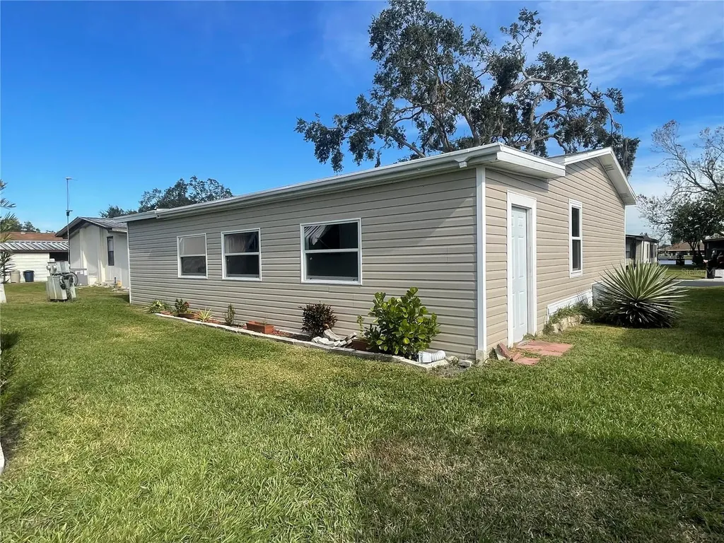 3145 Hidden Lake Drive Wesley Chapel FL 33543