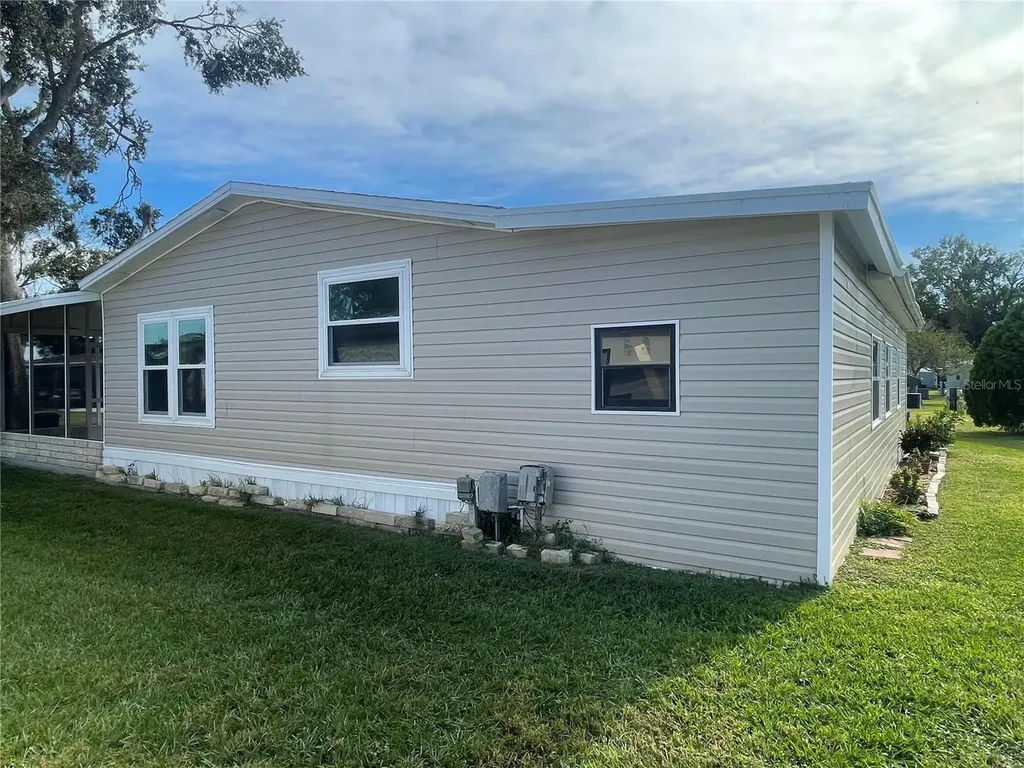3145 Hidden Lake Drive Wesley Chapel FL 33543