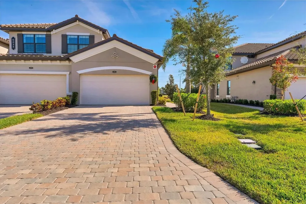 6035 Worsham Lane Lakewood Ranch FL 34211