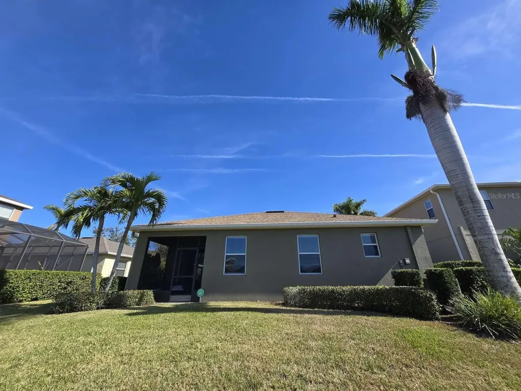 8451 Karpeal Drive Sarasota FL 34238