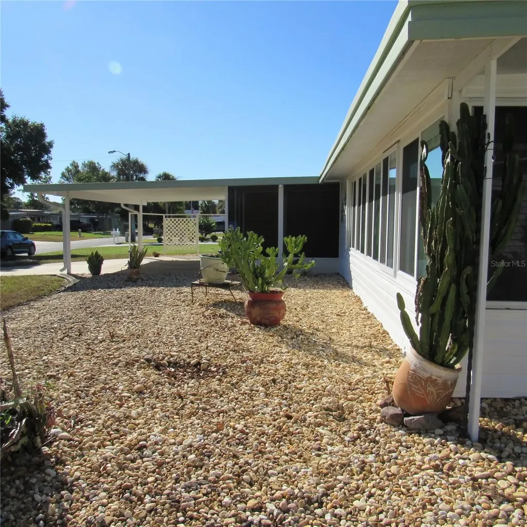 31715 Clayton Street Tavares FL 32778
