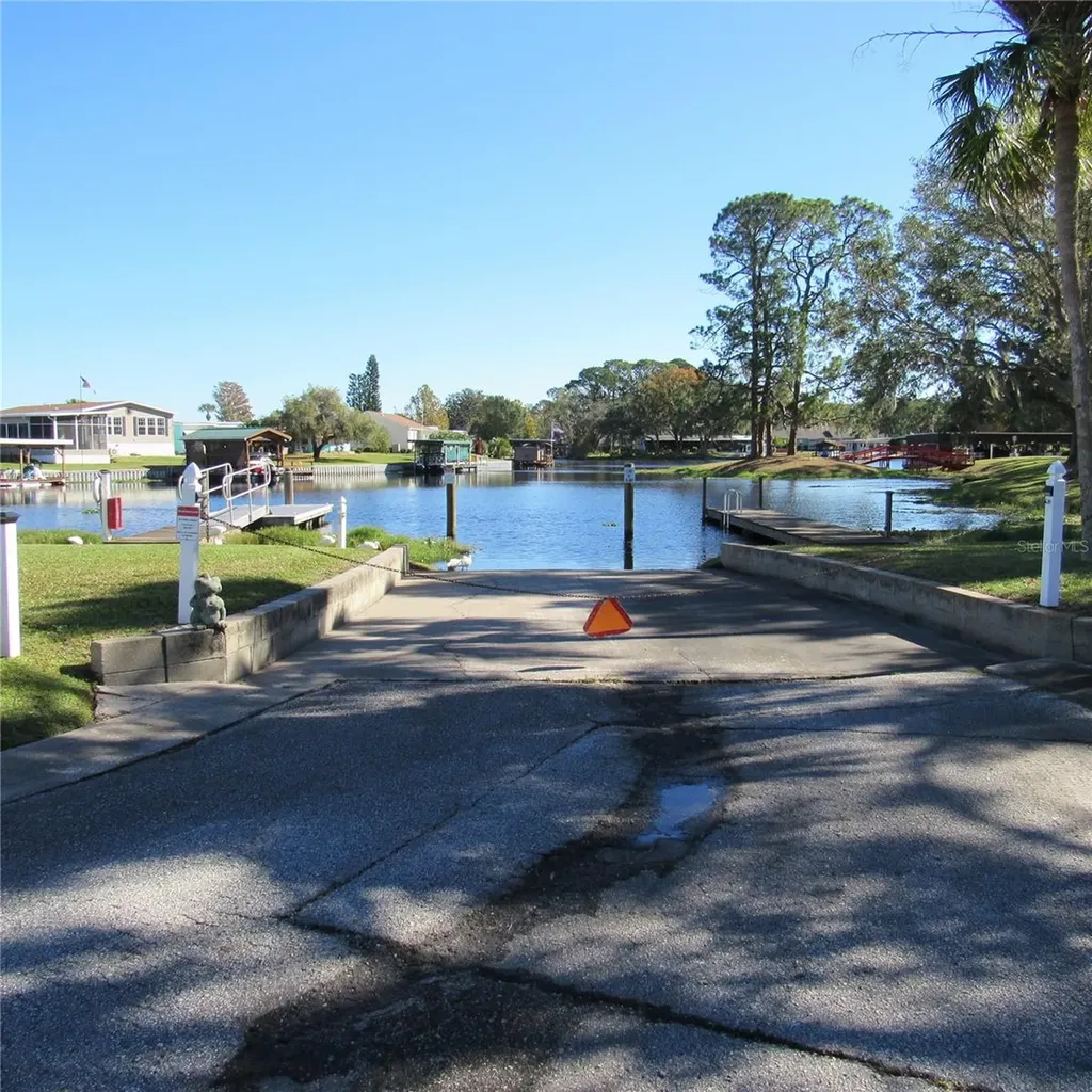 31715 Clayton Street Tavares FL 32778