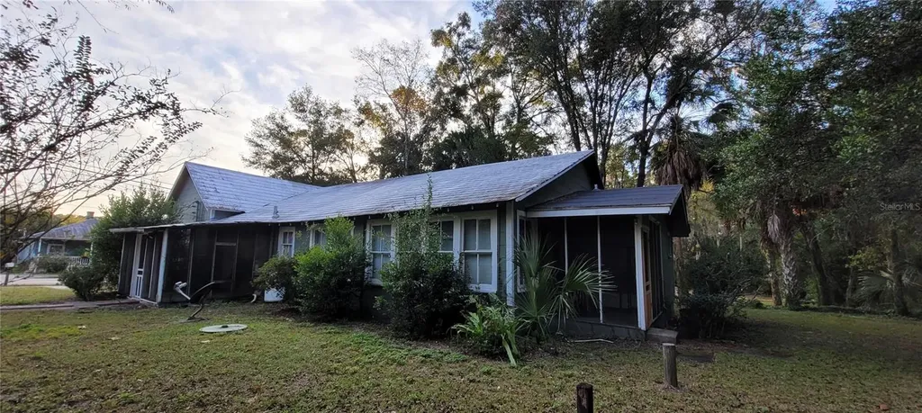 24522 W Us 27 Highway High Springs FL 32643