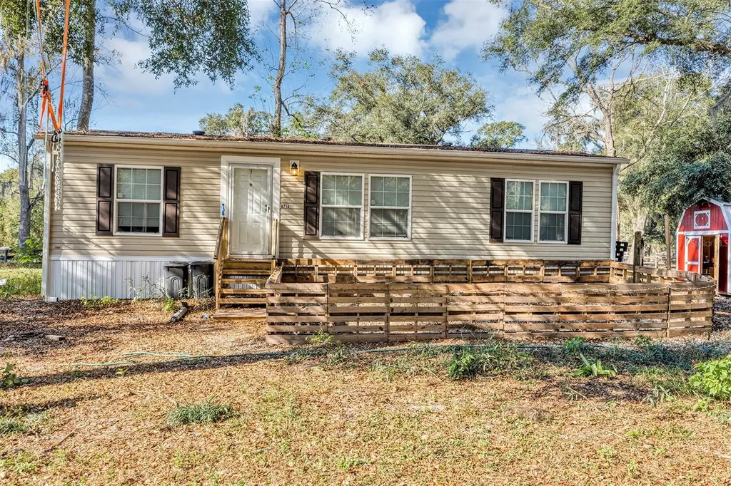 208 NE 70th Street Ocala FL 34479