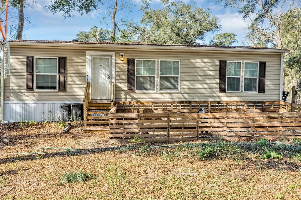 208 NE 70th Street Ocala FL 34479