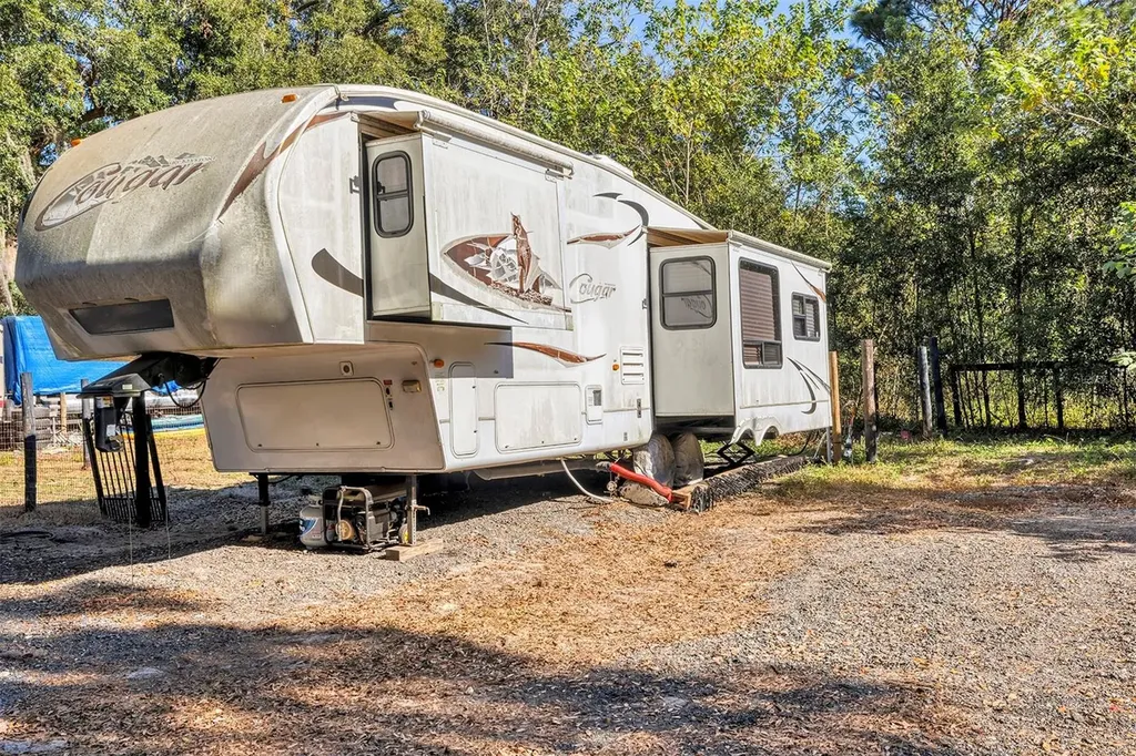 208 NE 70th Street Ocala FL 34479