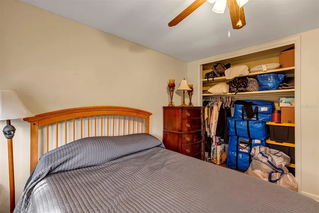 208 NE 70th Street Ocala FL 34479