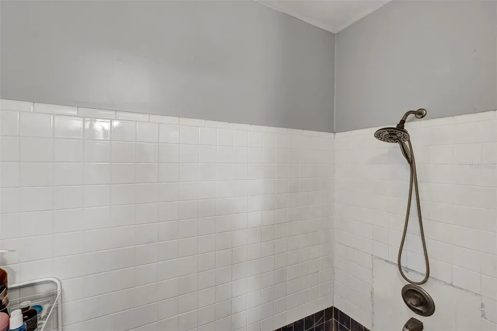 208 NE 70th Street Ocala FL 34479