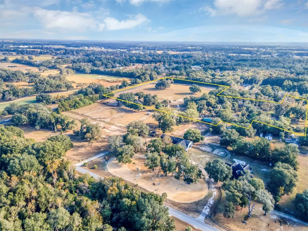 208 NE 70th Street Ocala FL 34479