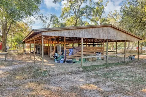 208 NE 70th Street Ocala FL 34479