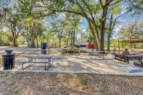 208 NE 70th Street Ocala FL 34479
