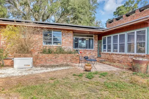 208 NE 70th Street Ocala FL 34479