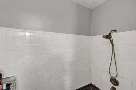 208 NE 70th Street Ocala FL 34479