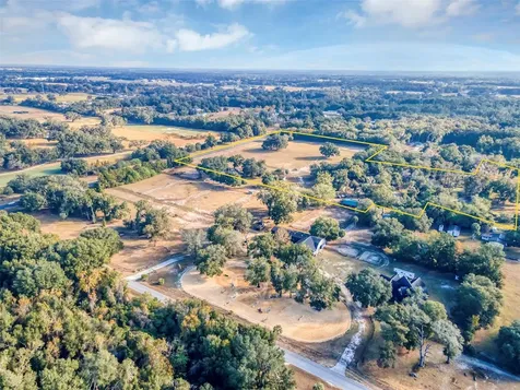 208 NE 70th Street Ocala FL 34479