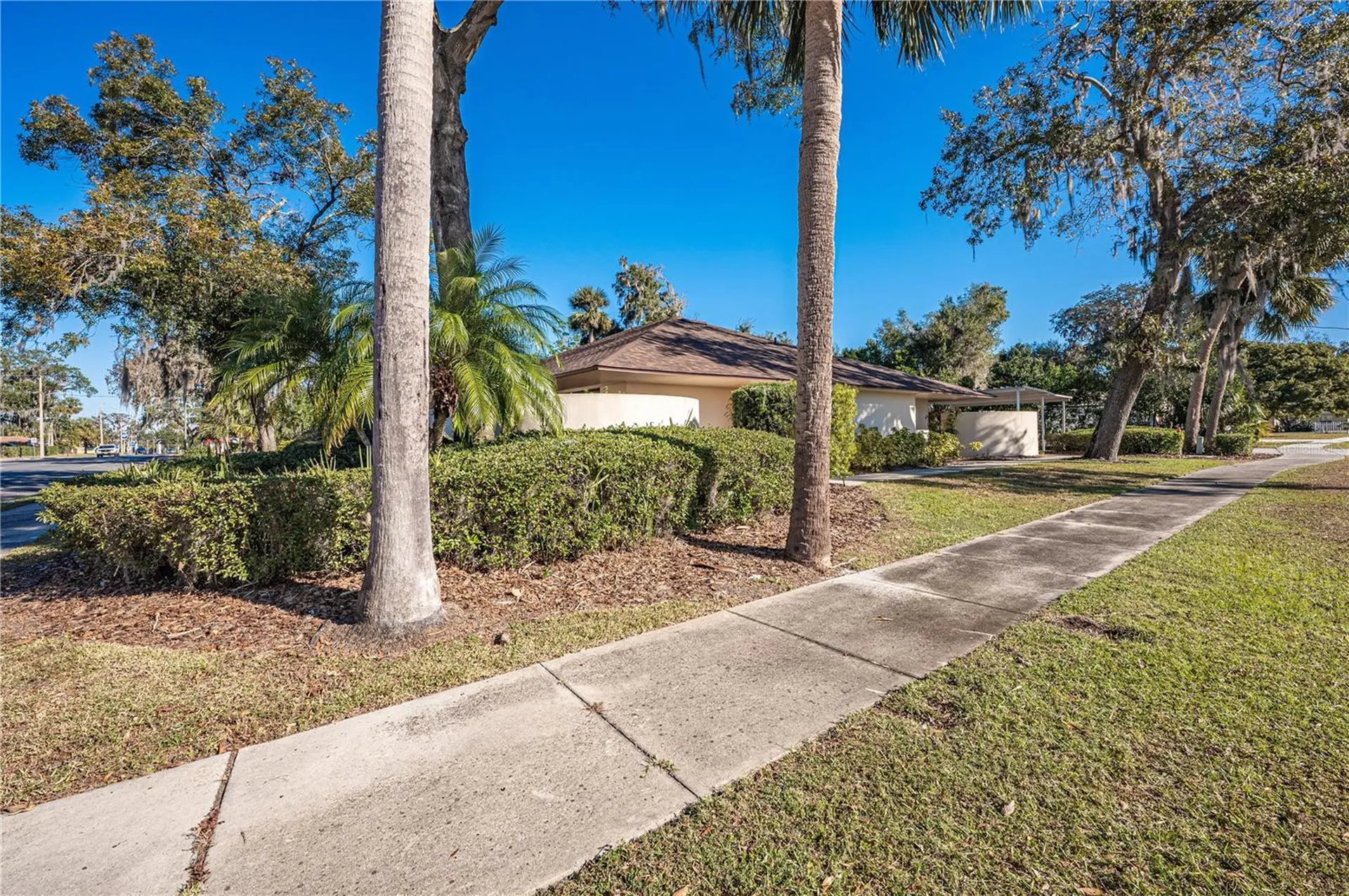 801 N Bay Street Eustis FL 32726