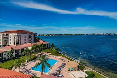 6051 Sun Boulevard St Petersburg FL 33715
