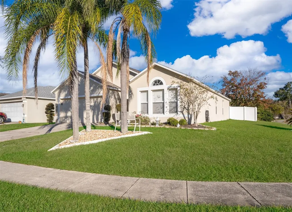 1645 Stefan Cole Lane Apopka FL 32703