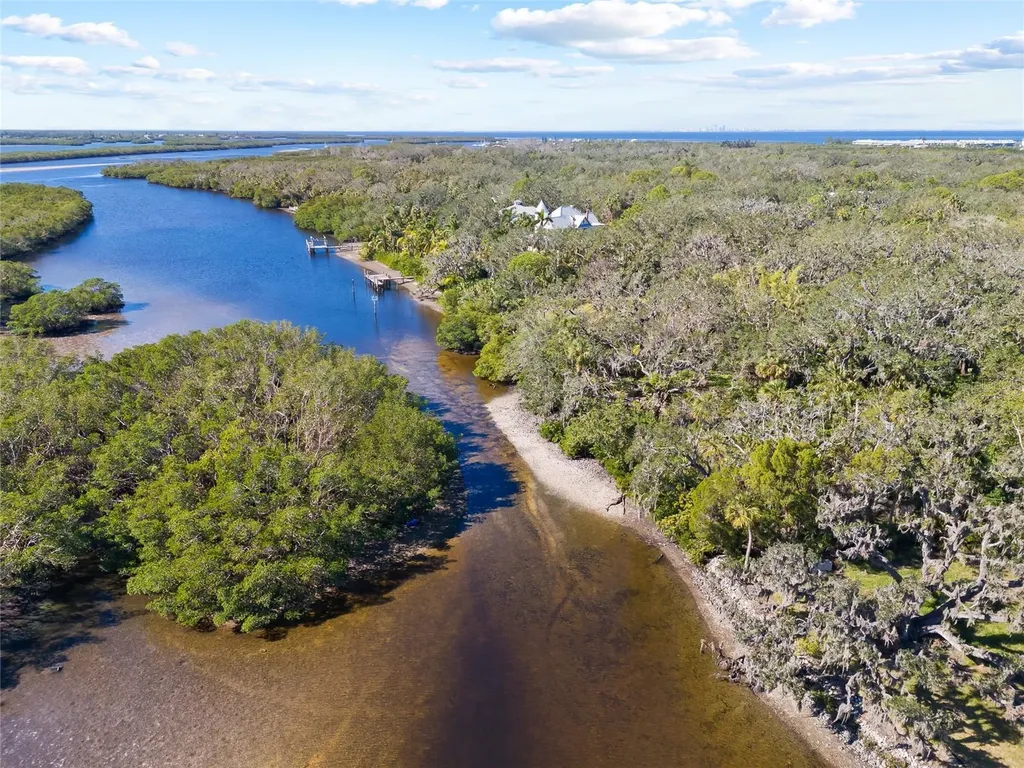 2312 W Shell Point Road Ruskin FL 33570