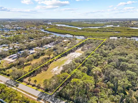 2312 W Shell Point Road Ruskin FL 33570