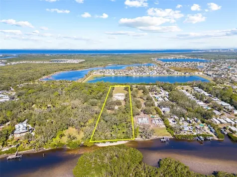 2312 W Shell Point Road Ruskin FL 33570