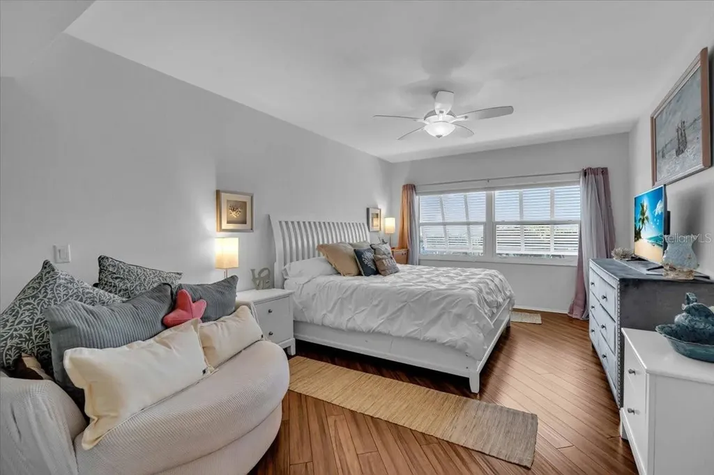 5621 Gulf Of Mexico Drive Longboat Key FL 34228