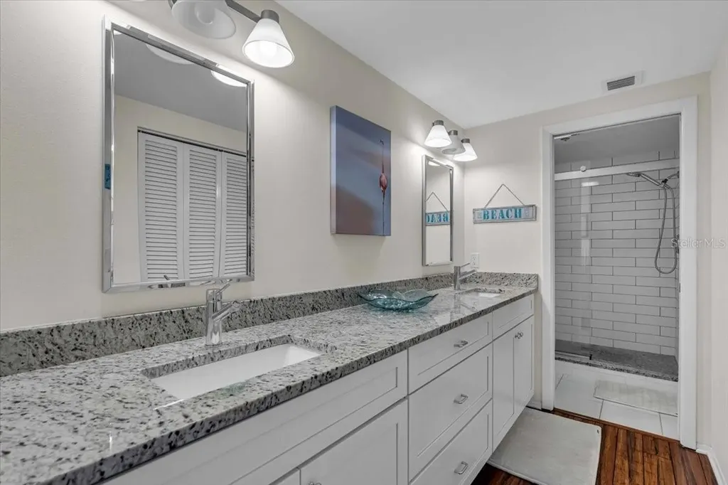 5621 Gulf Of Mexico Drive Longboat Key FL 34228
