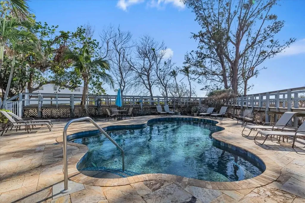 5621 Gulf Of Mexico Drive Longboat Key FL 34228