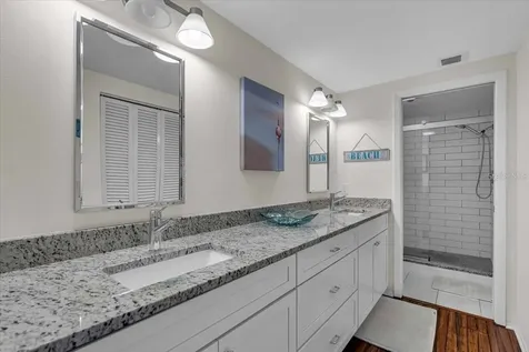 5621 Gulf Of Mexico Drive Longboat Key FL 34228
