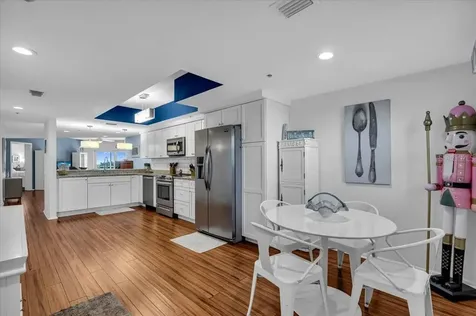 5621 Gulf Of Mexico Drive Longboat Key FL 34228