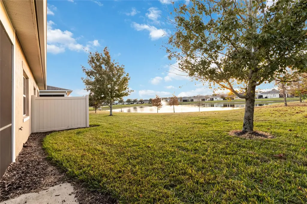 2482 Yellow Brick Road St Cloud FL 34772