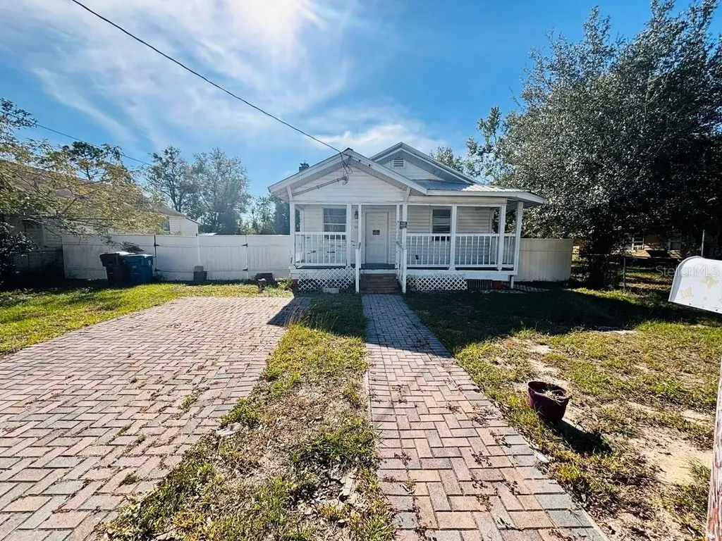 117 Briggs Avenue Lake Wales FL 33853