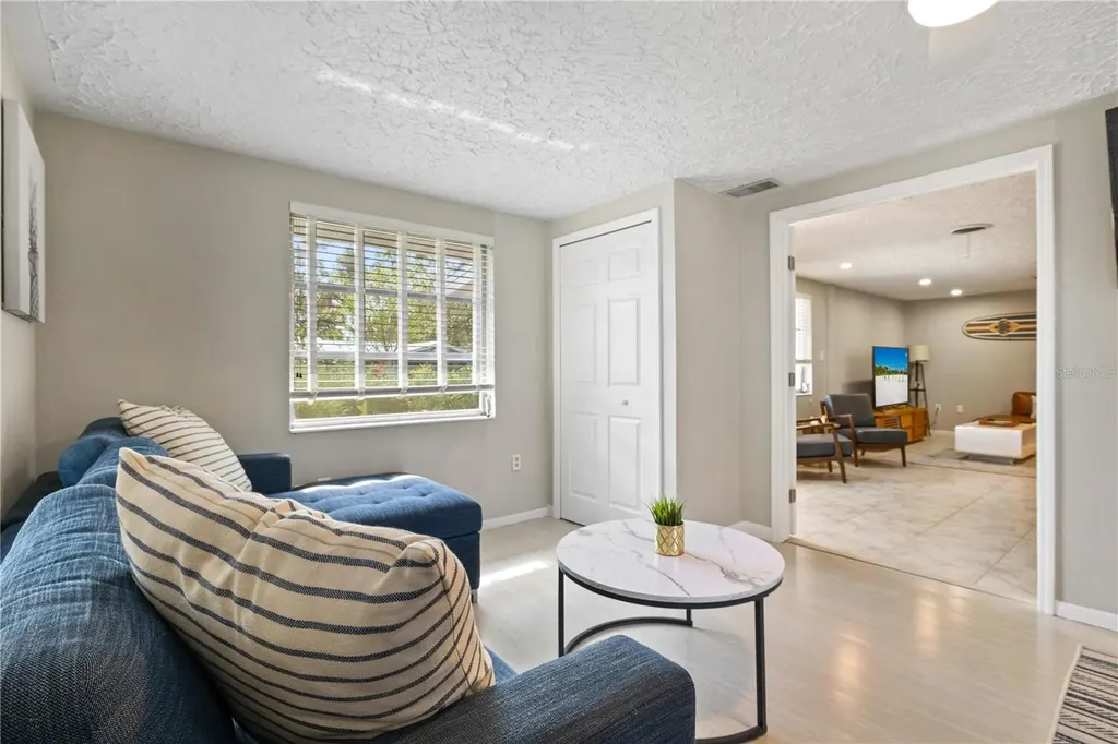 2365 Bay Street Sarasota FL 34237