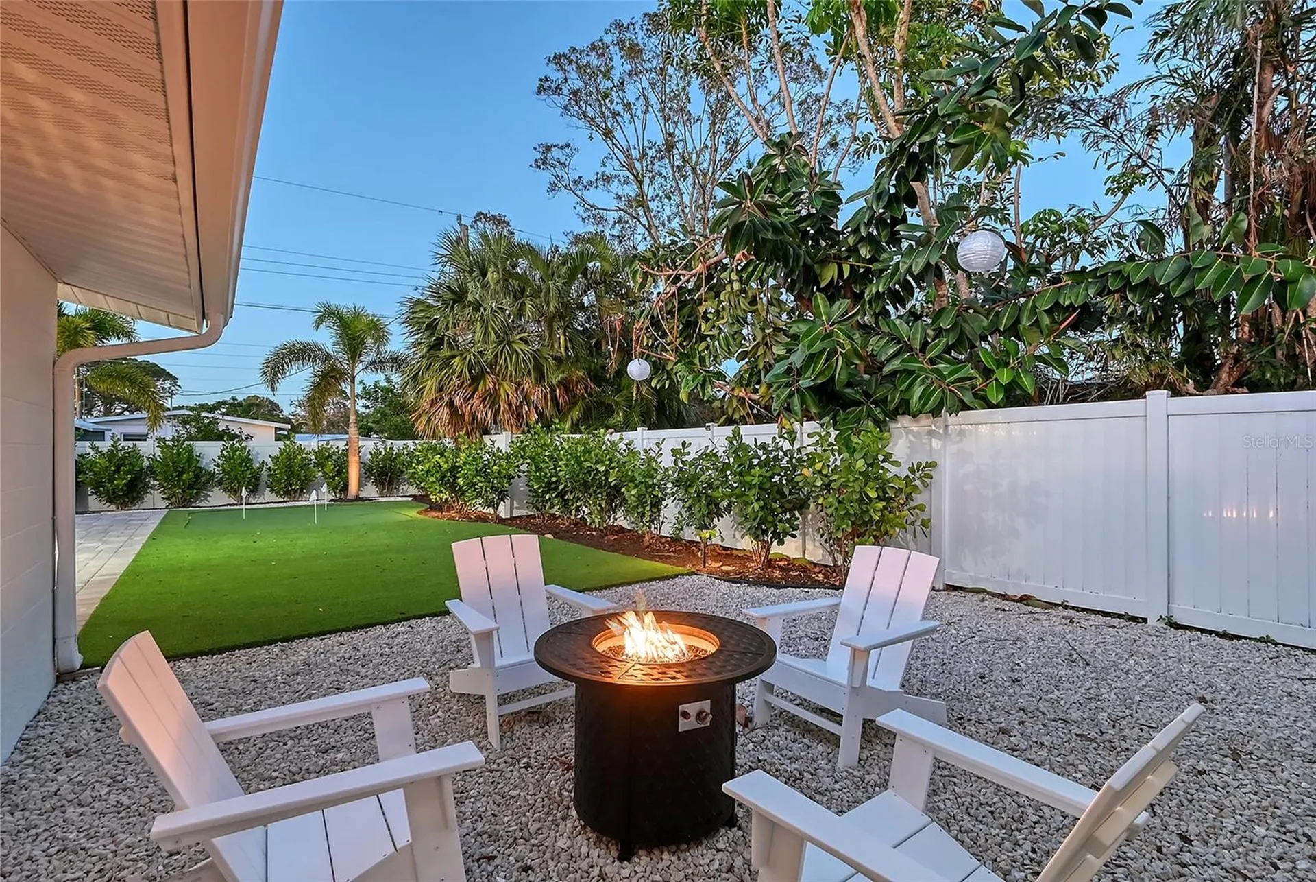 2365 Bay Street Sarasota FL 34237