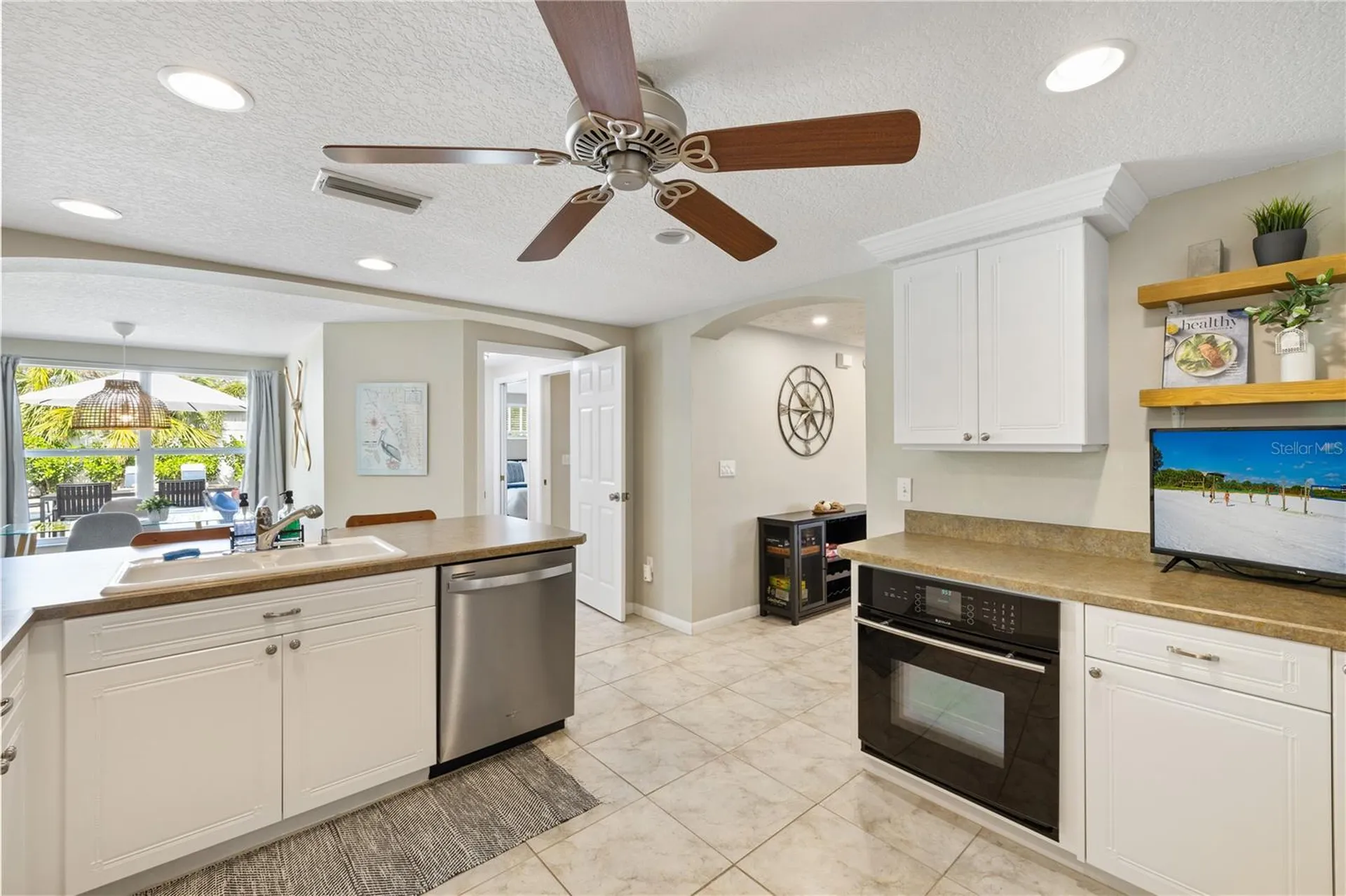 2365 Bay Street Sarasota FL 34237