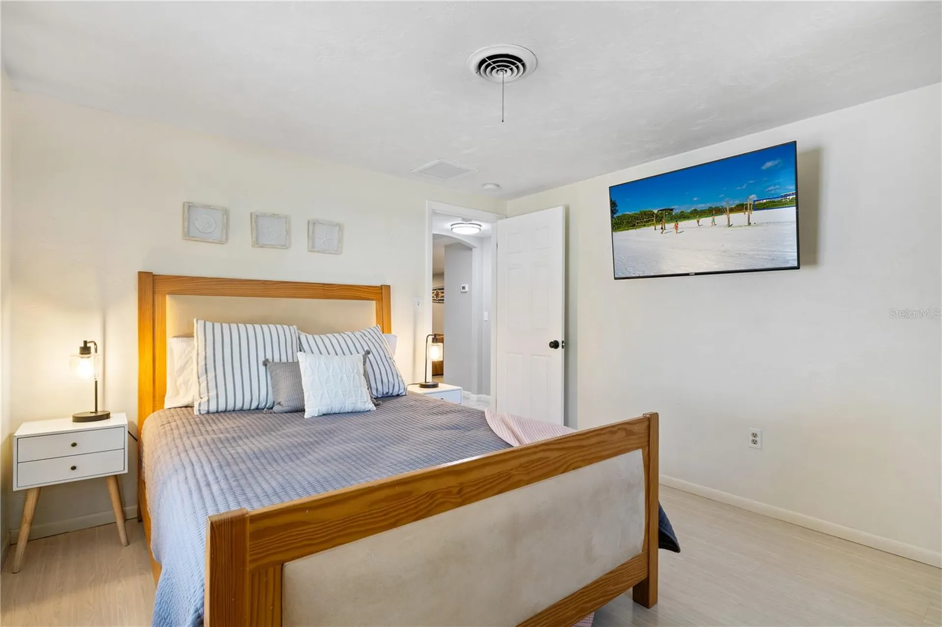 2365 Bay Street Sarasota FL 34237