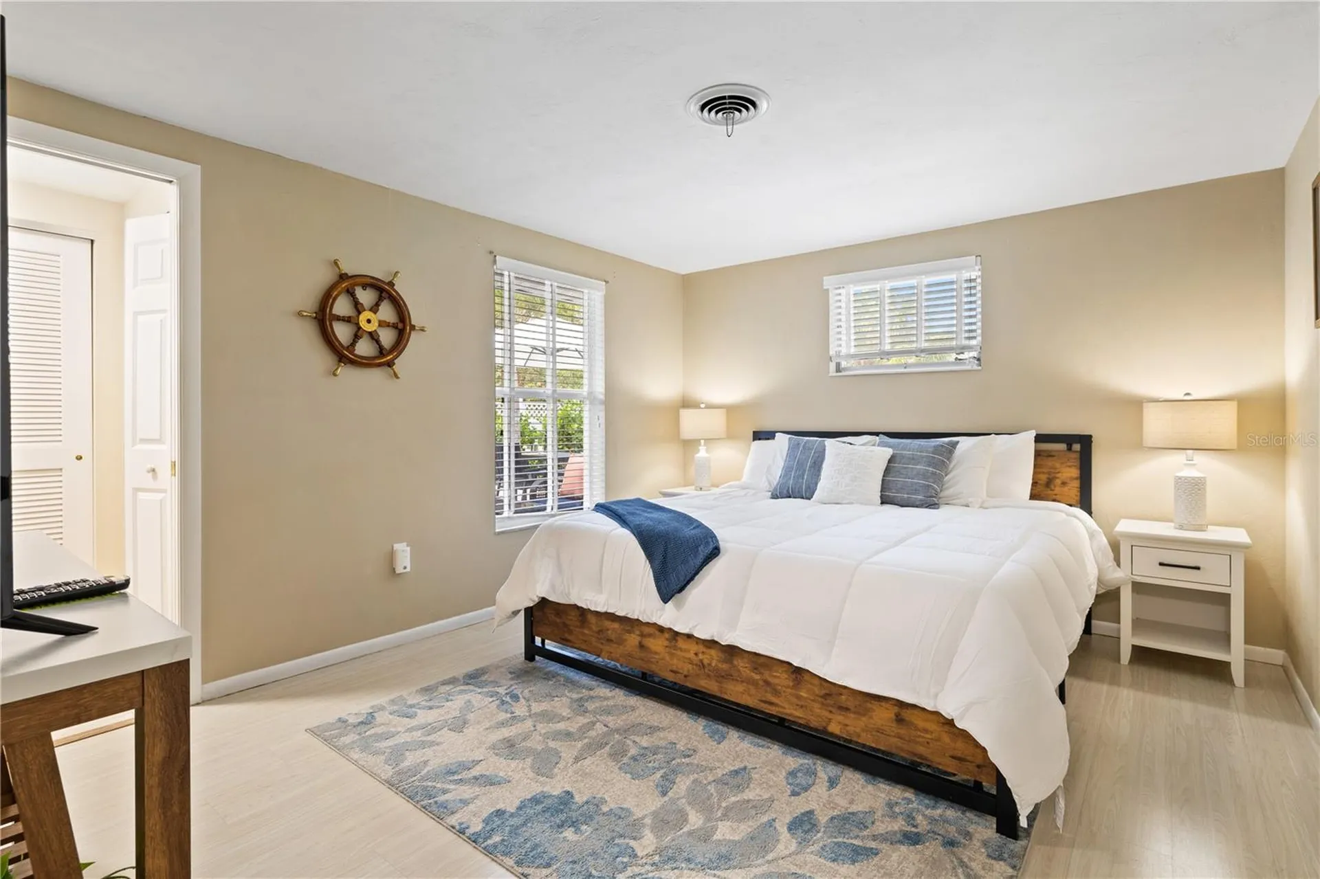 2365 Bay Street Sarasota FL 34237