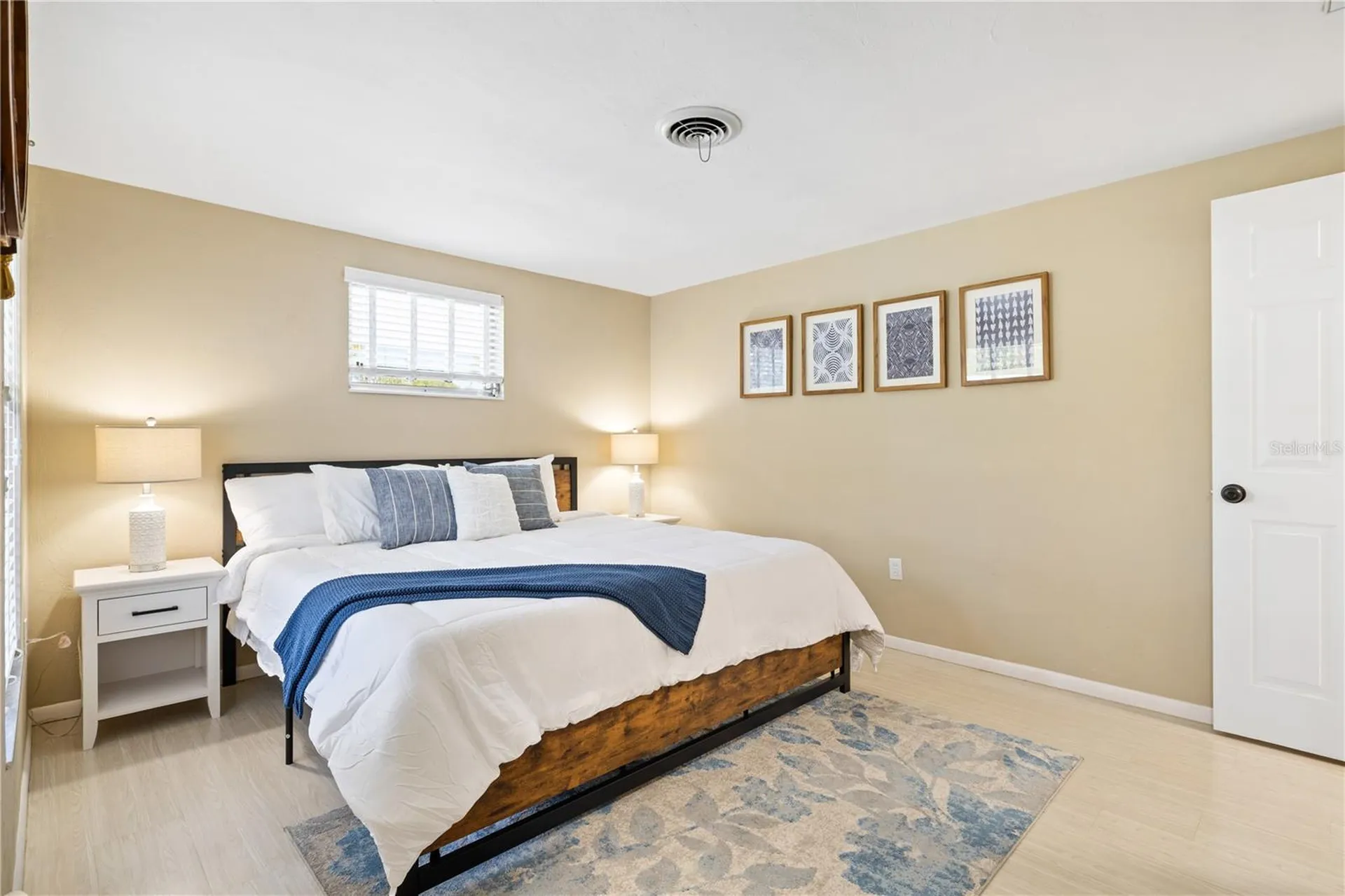2365 Bay Street Sarasota FL 34237