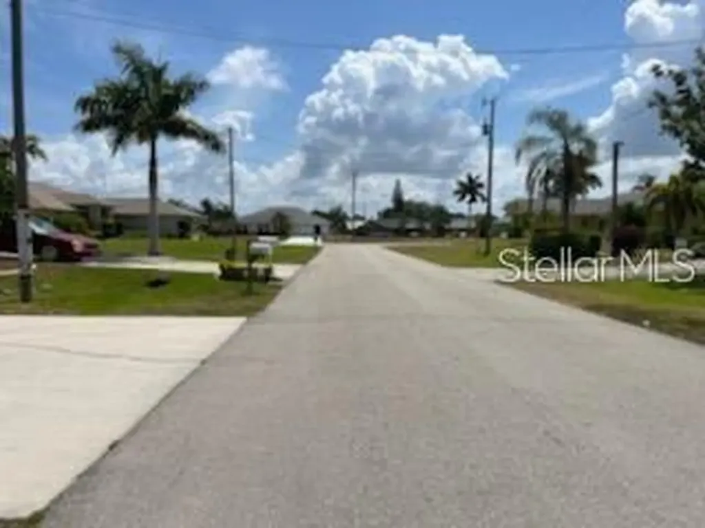 214 SW 43 Lane Cape Coral FL 33914