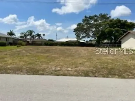 214 SW 43 Lane Cape Coral FL 33914