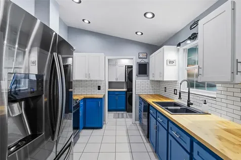 25204 SW 16th Avenue Newberry FL 32669