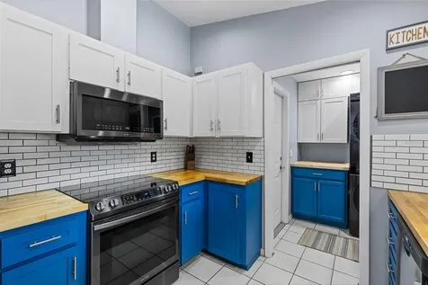25204 SW 16th Avenue Newberry FL 32669