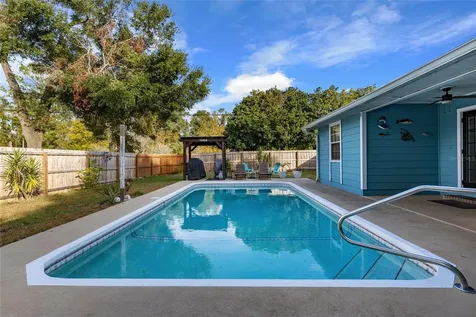 25204 SW 16th Avenue Newberry FL 32669
