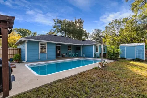 25204 SW 16th Avenue Newberry FL 32669