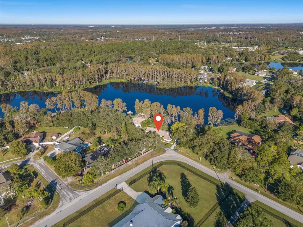905 Lake Fuller Drive Lutz FL 33548