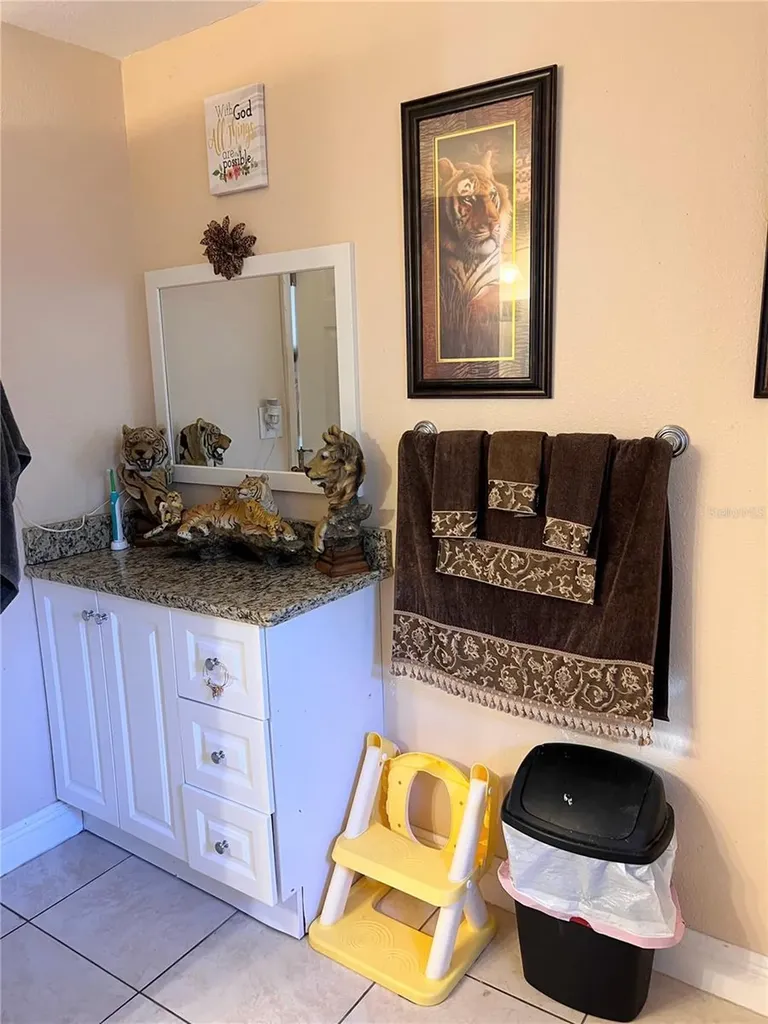 5630 3rd Street W Bradenton FL 34207